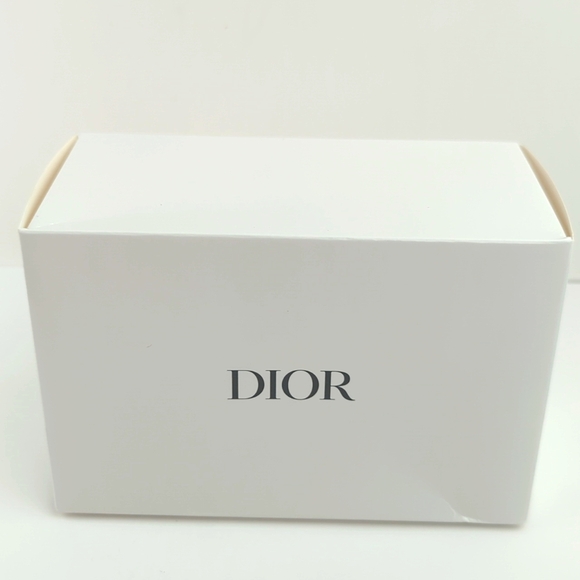 Dior Mini Scarlet Red Makeup Bag - Picture 9 of 9